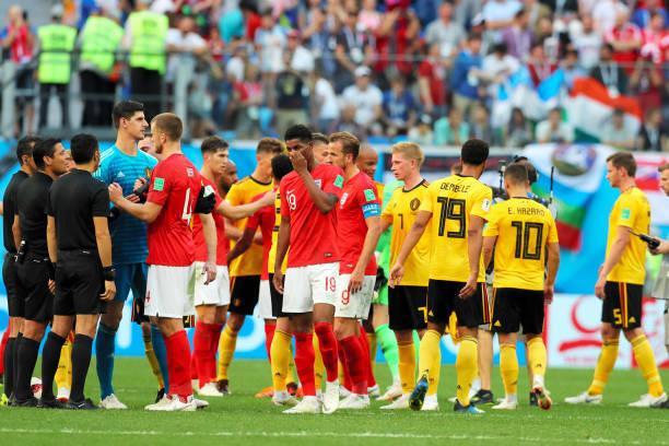 展现出了他 展现出了他